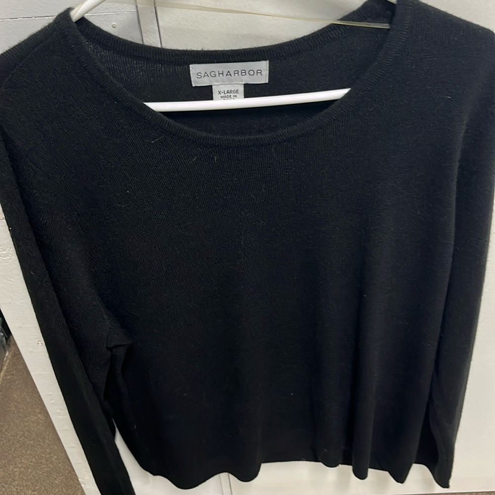 NEW Sag Harbor black long sleeve shirt
